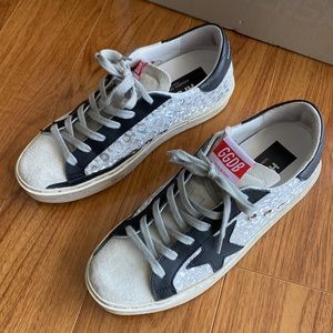 Golden Goose Sneakers